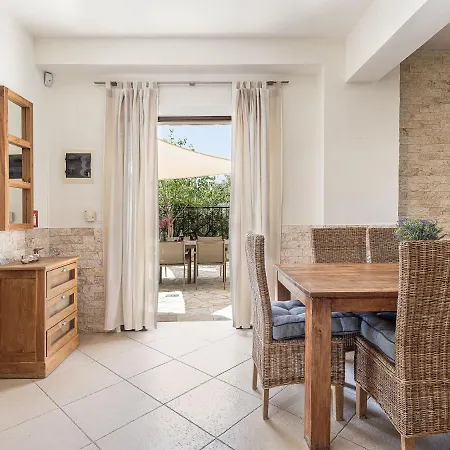 Kalypso - Zentrum Holidays Crete Darmarochori